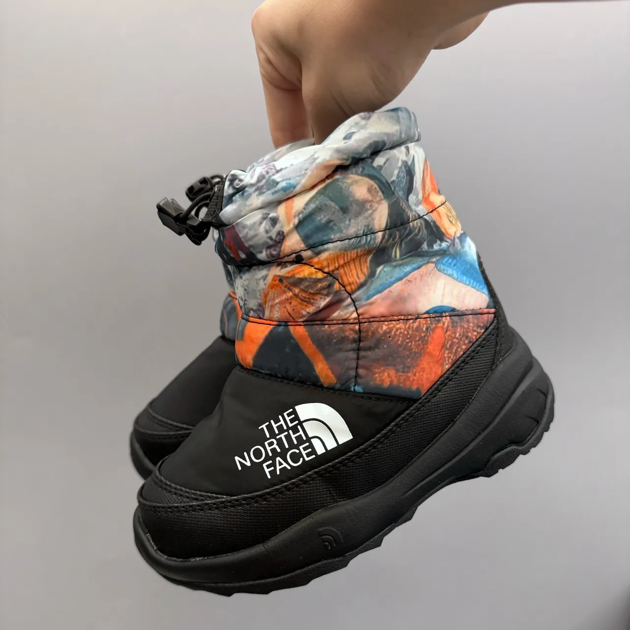 The North Face Green Black Puffy Insulated Drawstring Cuff Snow Boots 13