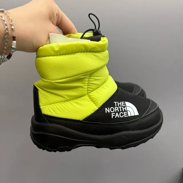 The North Face Green Black Puffy Insulated Drawstring Cuff Snow Boots 21