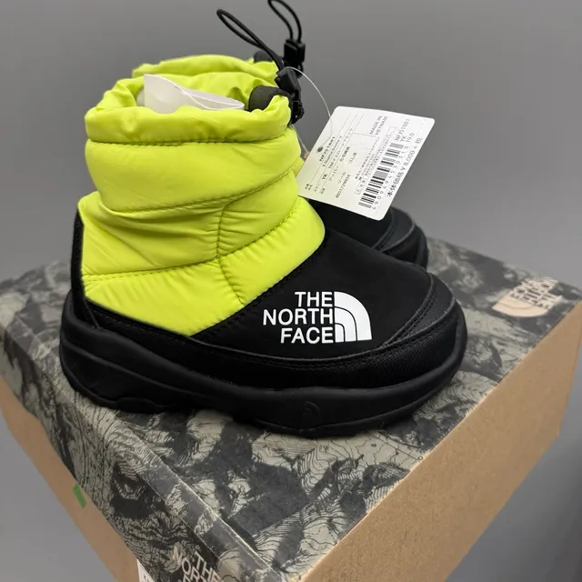 The North Face Green Black Puffy Insulated Drawstring Cuff Snow Boots 22