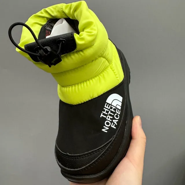 The North Face Green Black Puffy Insulated Drawstring Cuff Snow Boots 24