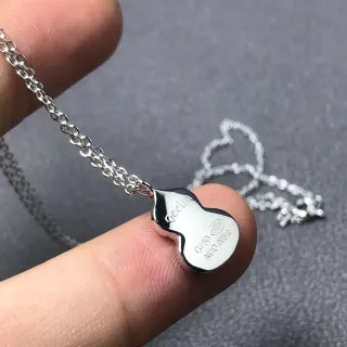 Tiffany & Co. Return to Tiffany Gourd Pendant Necklace