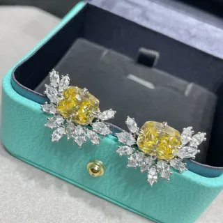 Tiffany & Co. Boucles d'oreilles Halo Floral de Gemmes Jaunes et Blanches