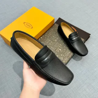 Tod's Black Pebbled Leather Metal Bar Loafers
