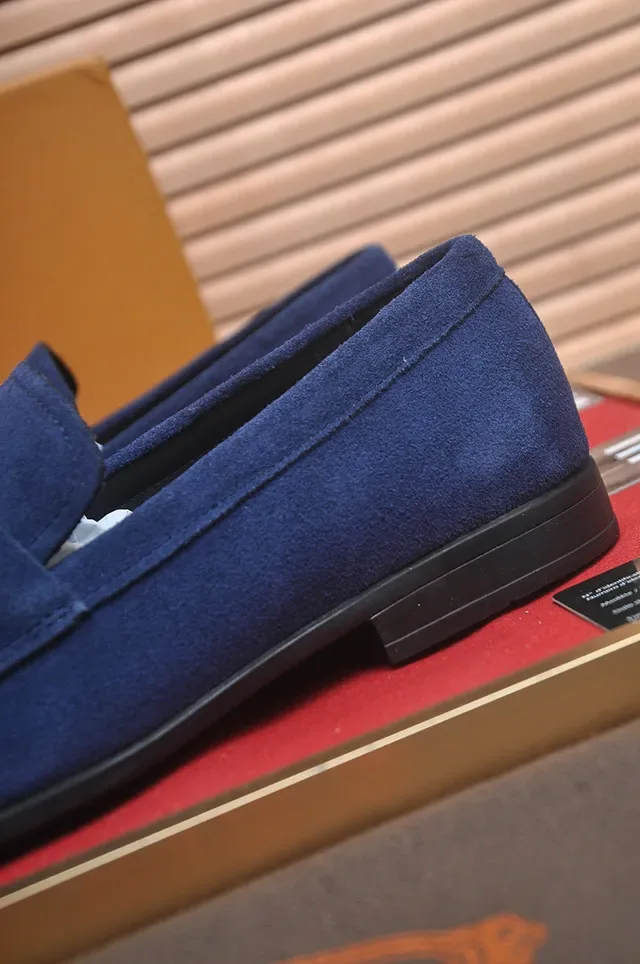 Mocassim Tod's Camurça Azul Preto Fivela H de Metal 2