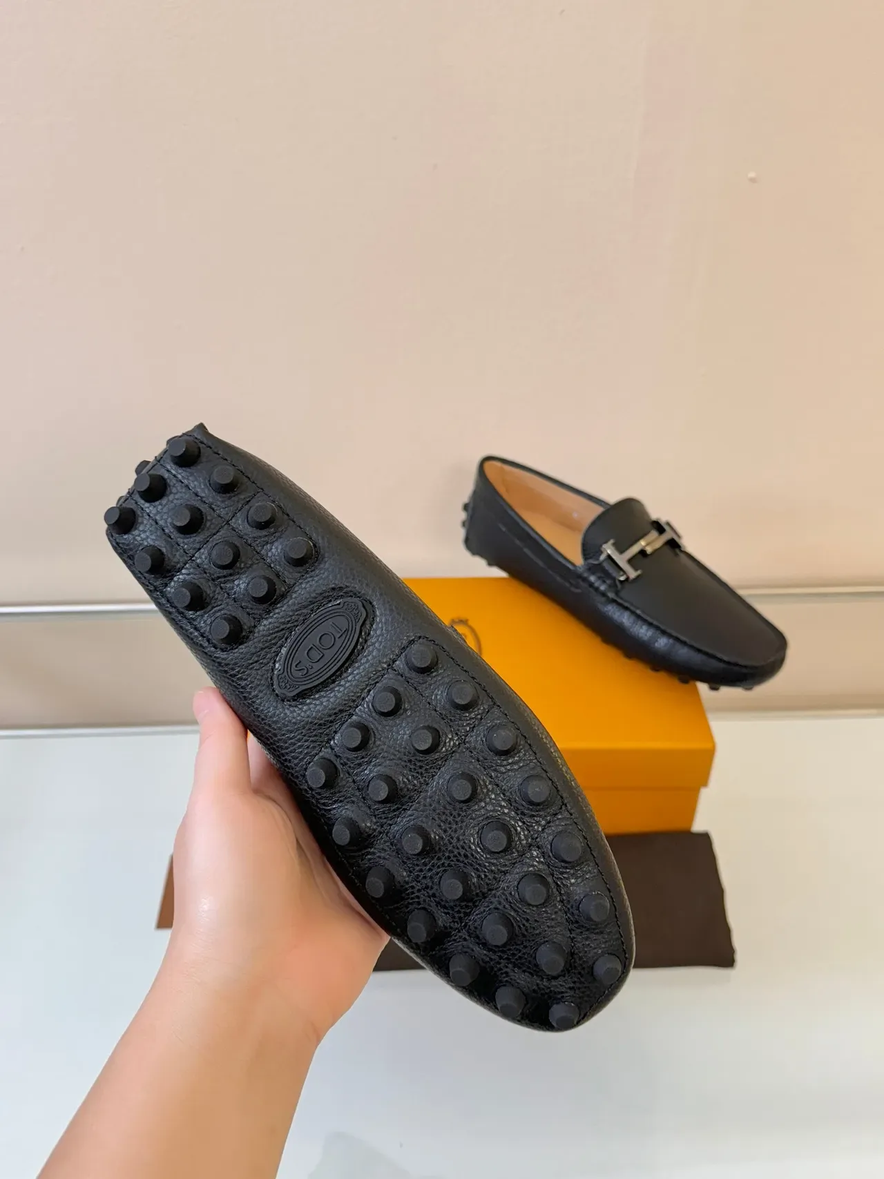 Tod's Gommino Loafer Noir Cuir Pebbled H-Buckle 5