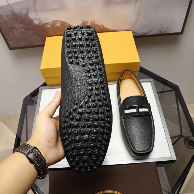 Tod's Gommino لافر أسود أبيض جلد مموج H-Bar Metal Buckle لافر 2