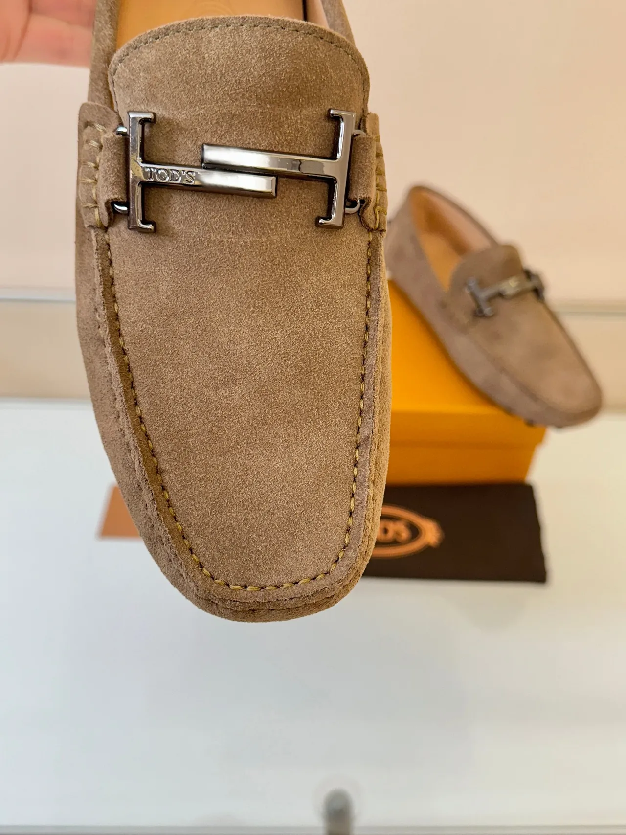 Tod's Gommino mocassin daim tan H-Bar mocassins 3