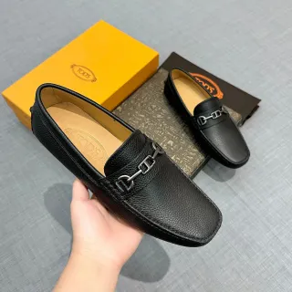 Tod's Horsebit Loafer Mocasines de cuero negro granulado
