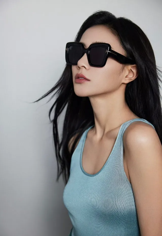 Tom Ford Oversized Square Black Acetate Yellow Lens Sunglasses 2