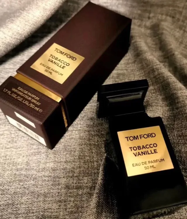 Tom Ford Tobacco Vanille Noir Or Brillant Verre Plaque Étiquette Parfum 5