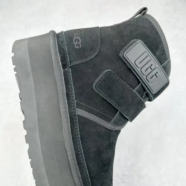 UGG Black Platform Sole Velcro Strap Closure Snow Boots 6
