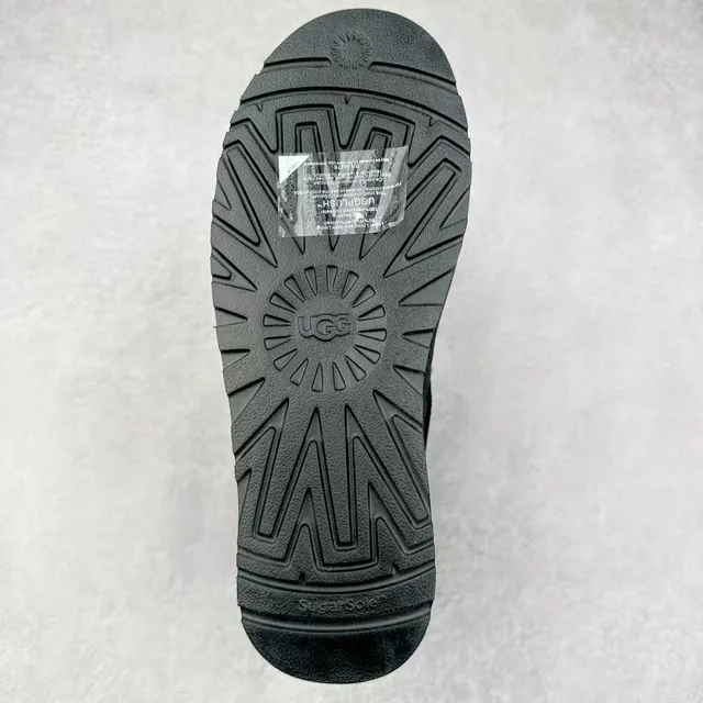 UGG Black Platform Sole Velcro Strap Closure Snow Boots 9