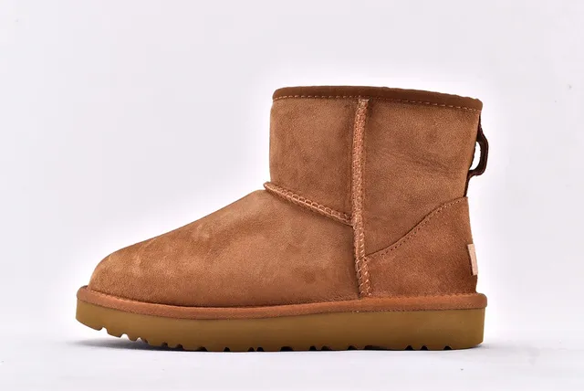 UGG Classic Mini Chestnut Suede Snow Boots 8