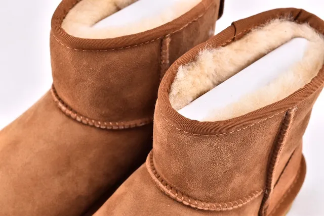 UGG Classic Mini Chestnut Suede Snow Boots 11