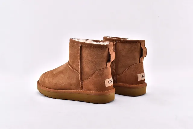 UGG Classic Mini Chestnut Suede Snow Boots 14