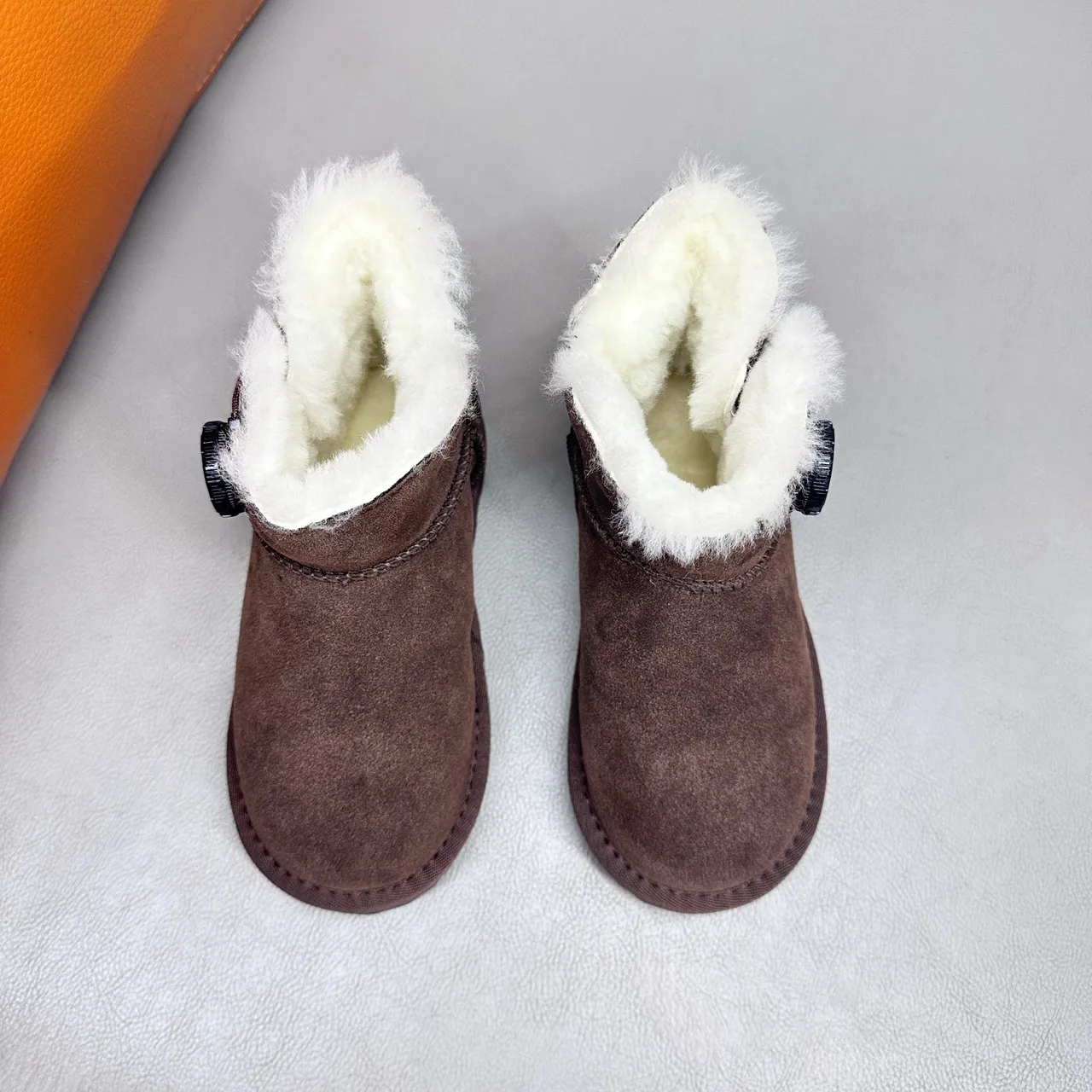 UGG Classic Mini Khaki Suede Shearling-Lined Snow Boots 10