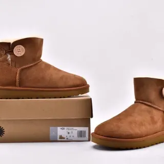 UGG Classic Mini ট্যান সুয়েড শিয়ারলিং লাইন্ড স্নো বুটস