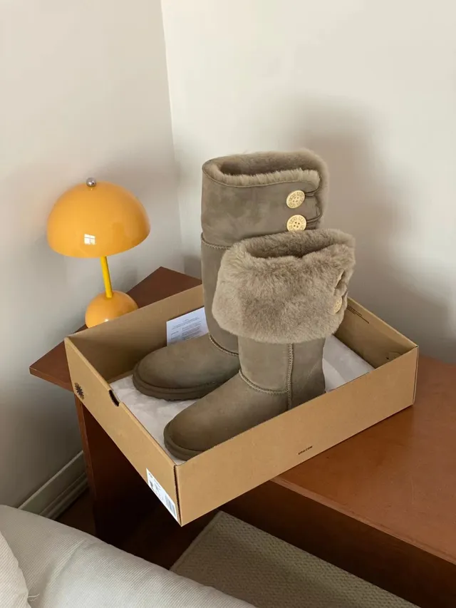 UGG Classic Tall Beige Shearling-Cuffed Snow Boots 10
