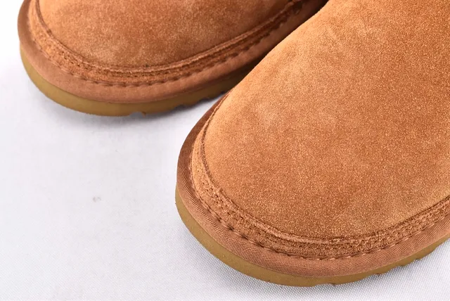 UGG Harkley ট্যান স্যুড লেস-আপ এনকেল বুটস 10