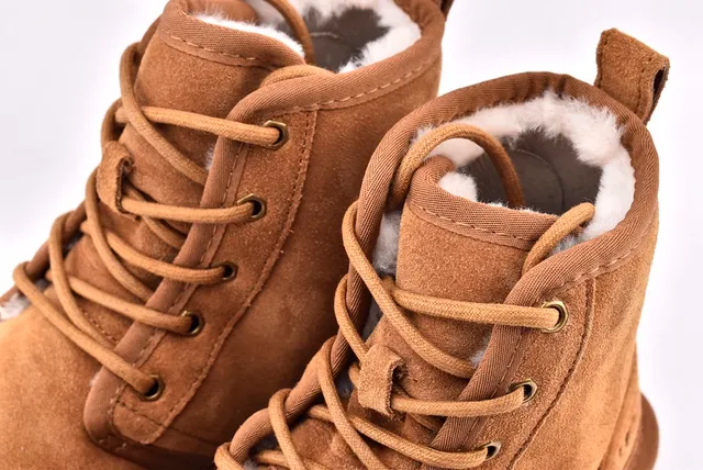 UGG Harkley ট্যান স্যুড লেস-আপ এনকেল বুটস 11