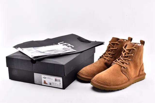 UGG Harkley ট্যান স্যুড লেস-আপ এনকেল বুটস 15