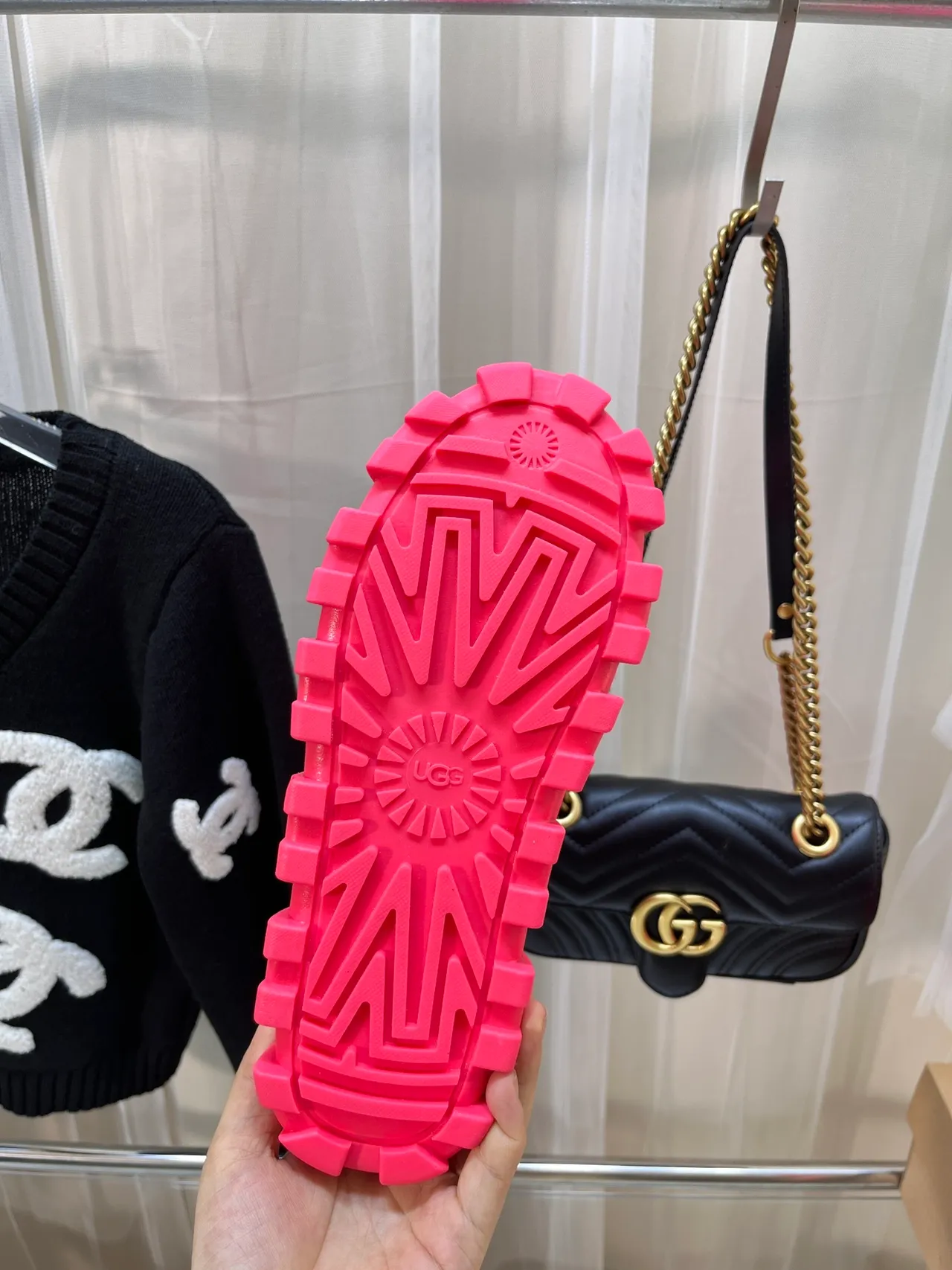 UGG Pink Glossy Patent Finish Ruched Shaft Snow Boots 7
