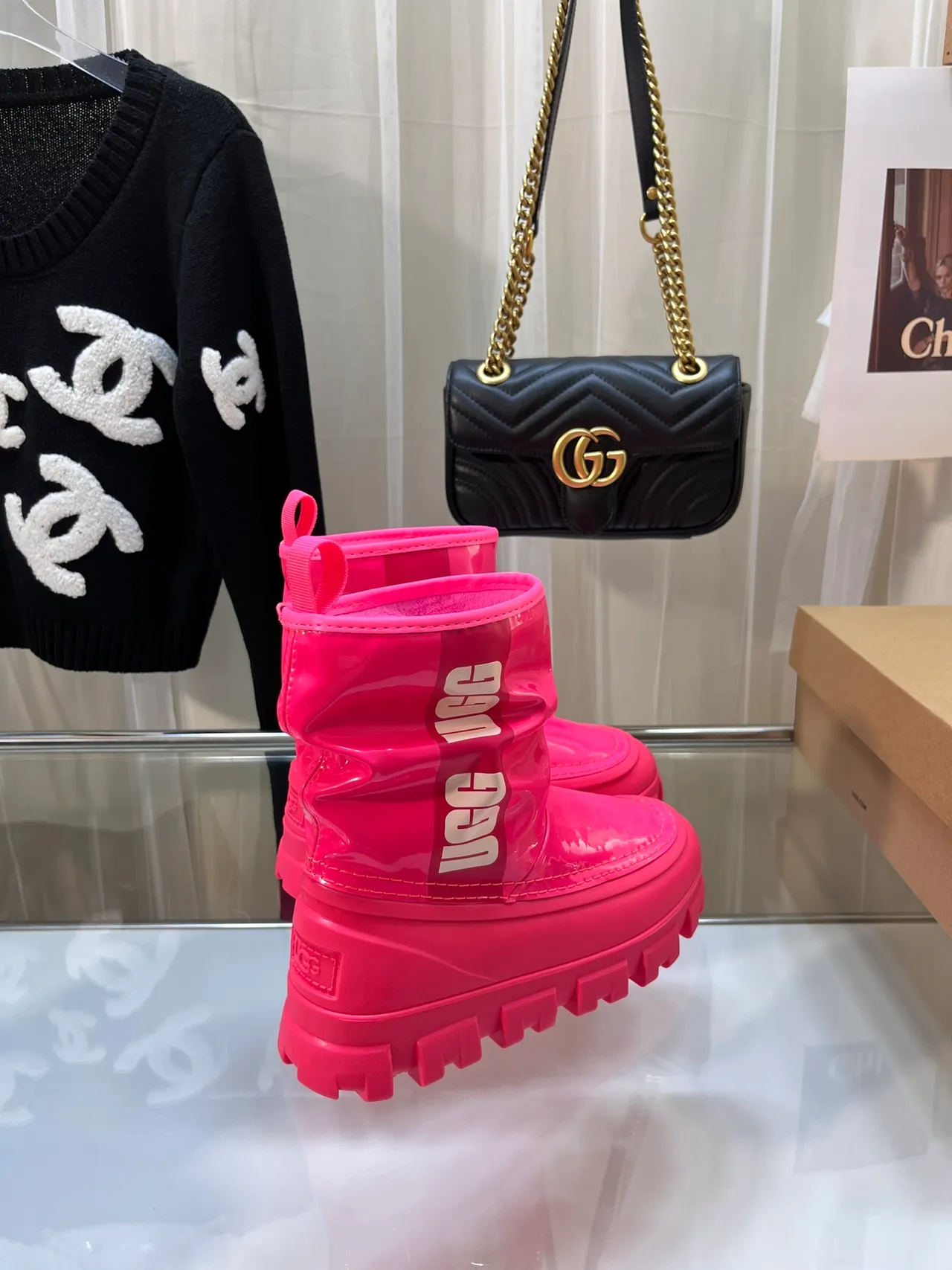 UGG Pink Glossy Patent Finish Ruched Shaft Snow Boots 9