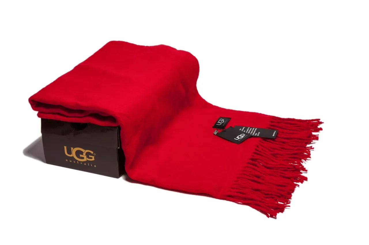 UGG Red Knitted Fringed Scarve 4