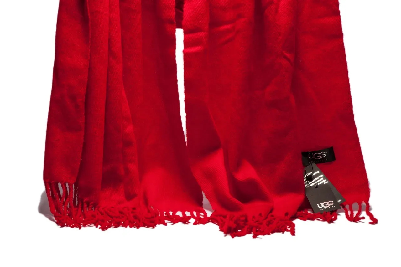 UGG Red Knitted Fringed Scarve 5