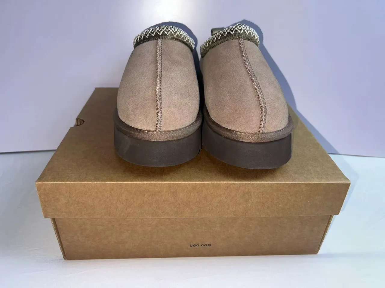 UGG Tasman Bege Marrom Solado de plataforma Borda metálica tecida Sapatos casuais 6