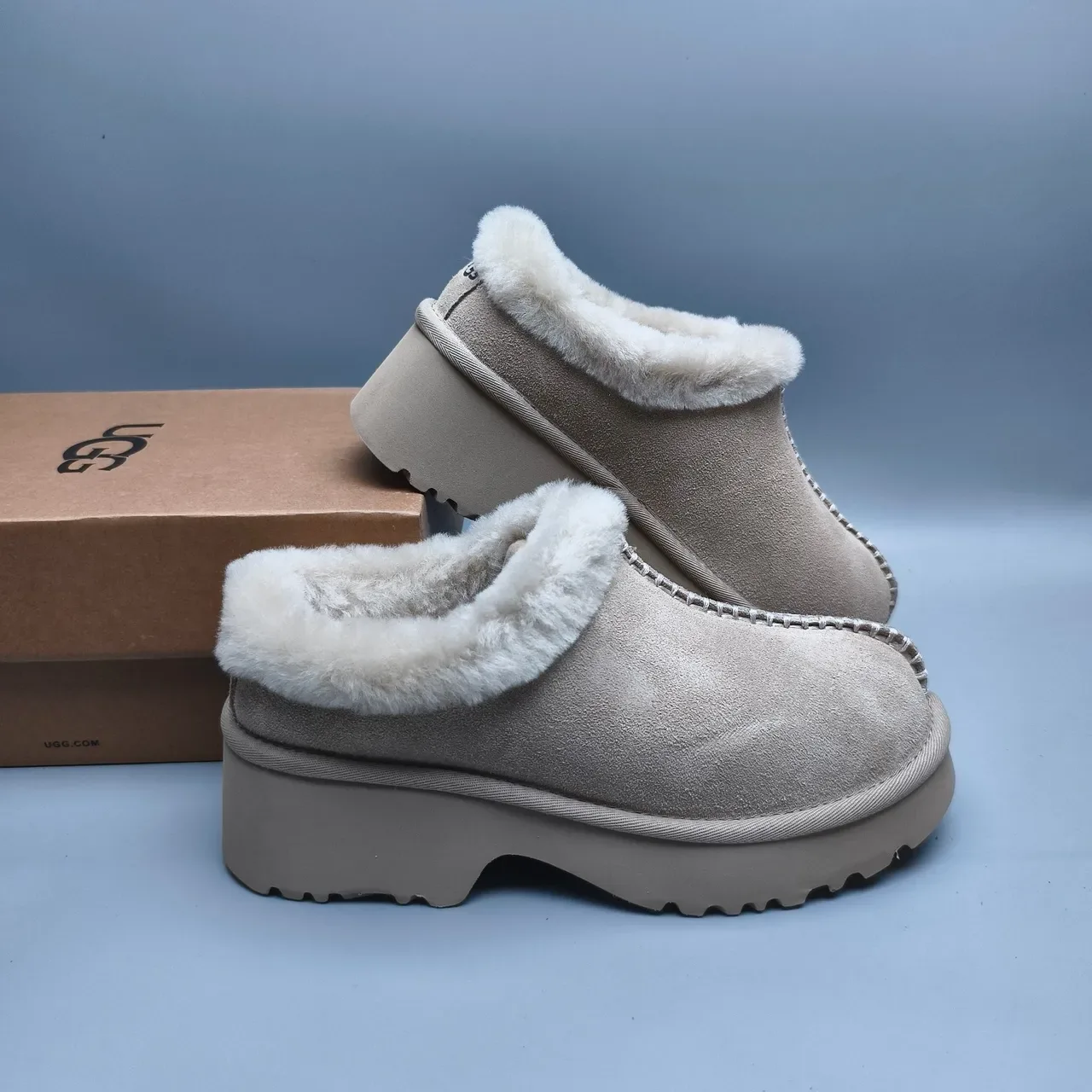 UGG Tasman Beige White Shearling-Lined Platform Sole Casual Shoes 6