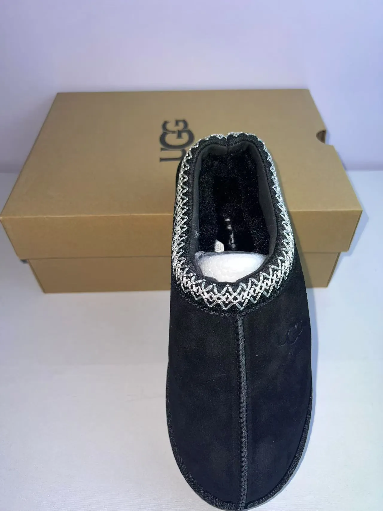 UGG Tasman কালো সাদা সুডের মতো আপার বোনা কনট্রাস্ট ট্রিম স্লিপার 3