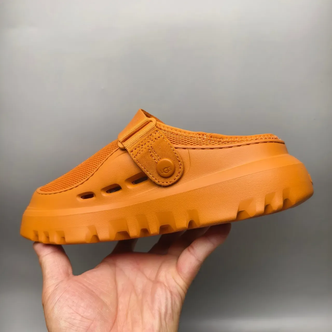 UGG Tasman কমলা জাল স্ট্র্যাপ ক্লগ 4