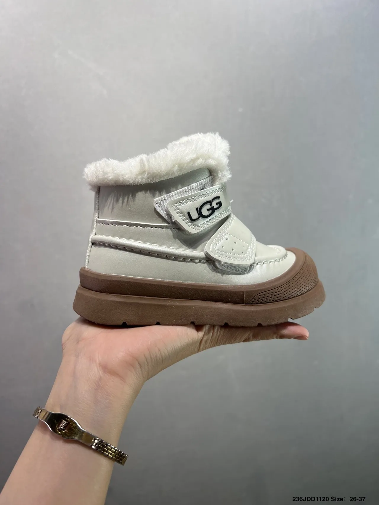 UGG Bottes de Neige à la Cheville Doublées de Peau de Mouton Blanc et Brun 16