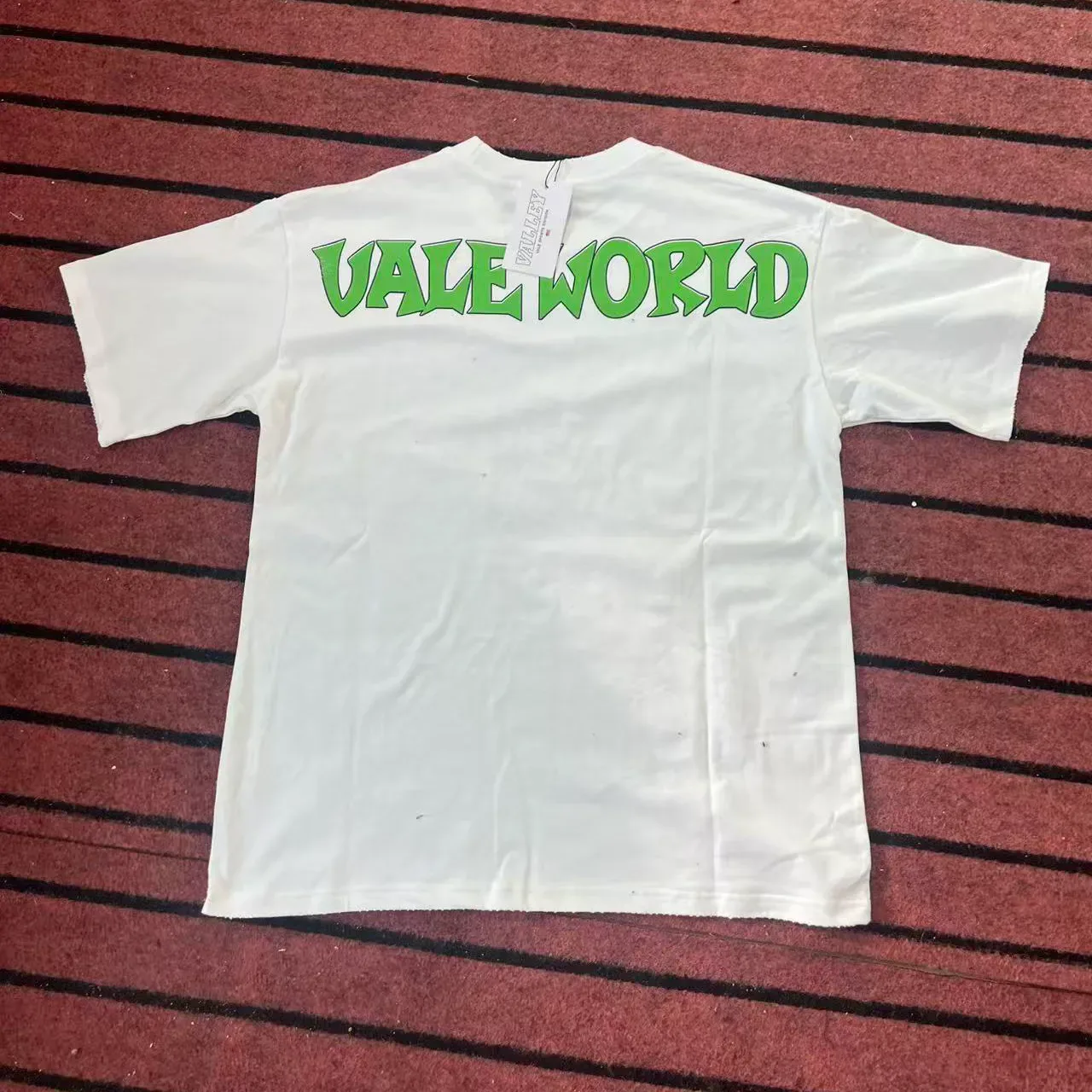 Vale Forever গ্রাফিক প্রিন্ট কালো ও অফ-হোয়াইট টি-শার্ট 2