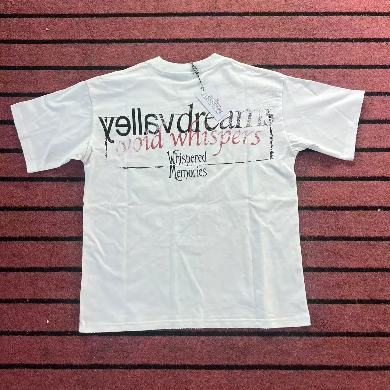تي شيرت بطباعة جرافيك Vale Forever Valley Dreams 2