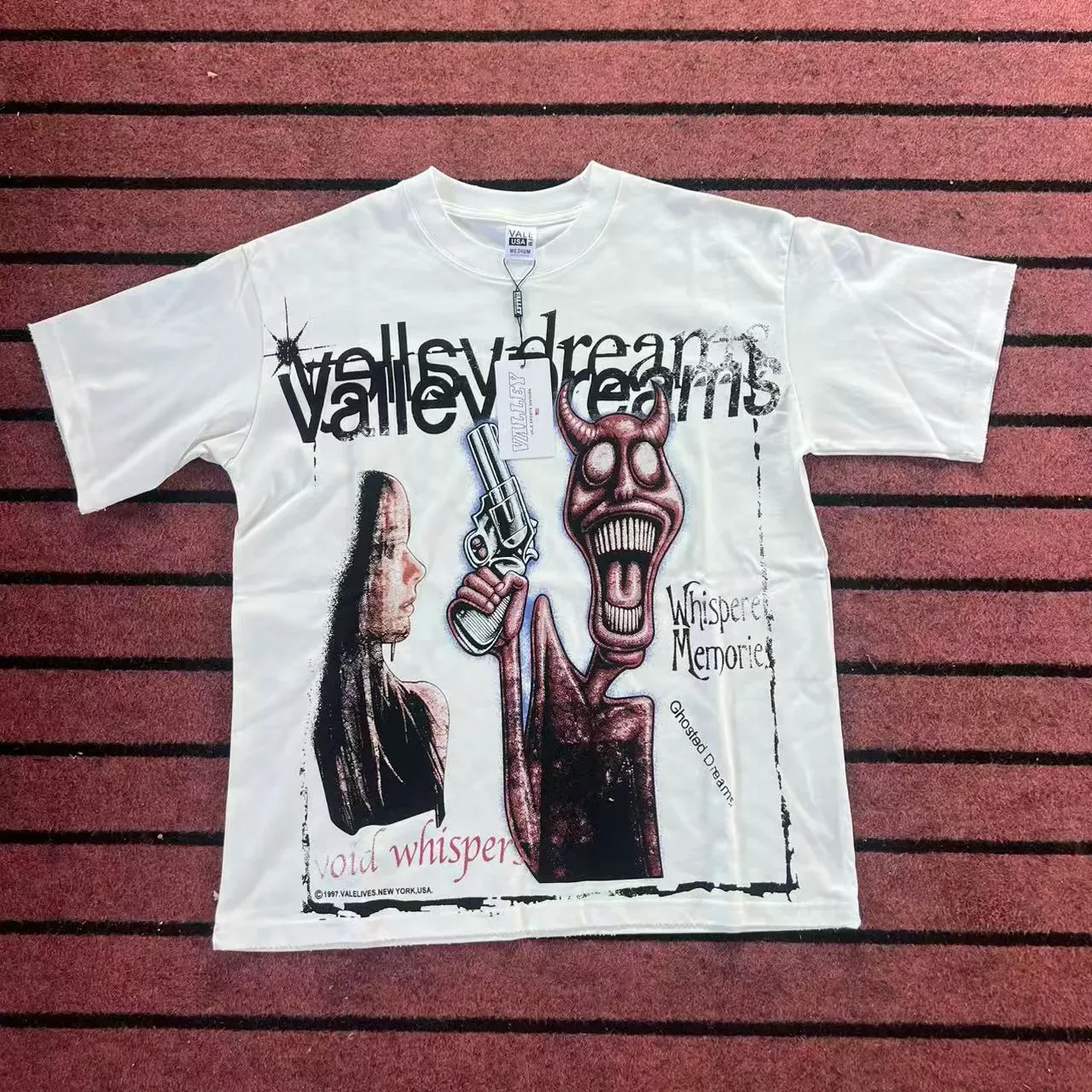 تي شيرت بطباعة جرافيك Vale Forever Valley Dreams 3