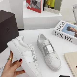 Valentino One Stud White and Silver Platform Lifestyle Sneakers