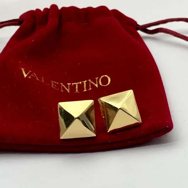 Valentino Rockstud Gold-Tone Pyramid Stud Earrings 6