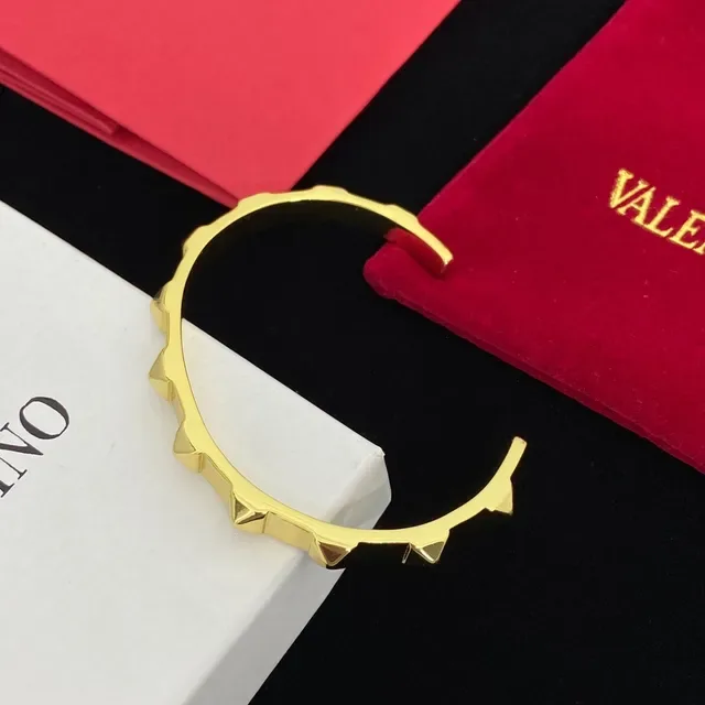 Valentino Rockstud Gold-Tone Pyramid-Studded Rigid Bangle Bracelet 2