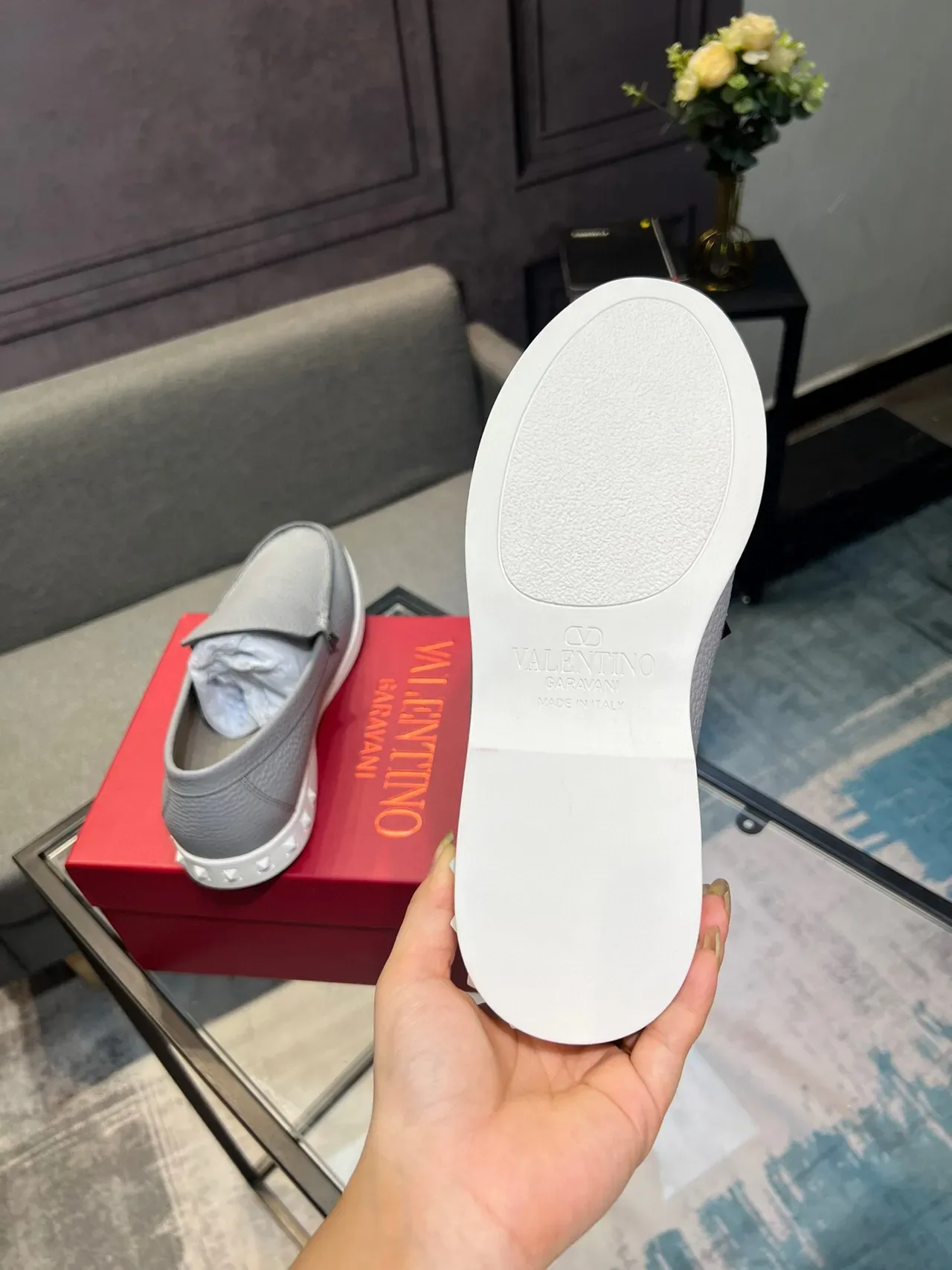 Valentino Rockstud Mocassin Cuir Grainé Gris Clair Slip-On 7