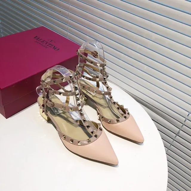 Valentino Rockstud Nude Studded Pointed-Toe Pumps 8