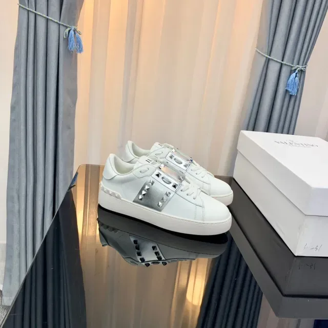 Valentino Rockstud Blanc et Argent Studded Plateforme Lifestyle Sneakers 4