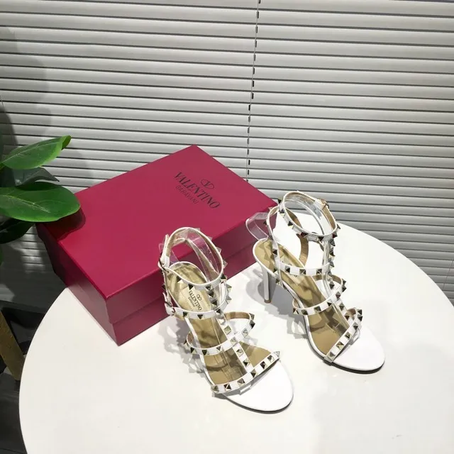 Valentino Rockstud Saltos Stilettos Gladiator Brancos com Studs 3