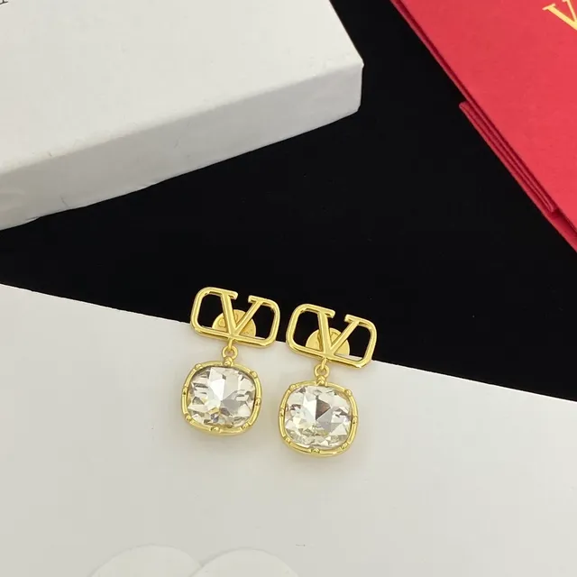 Valentino VLogo Boucles d'Oreilles de Cristal Faceté Pendantes 4