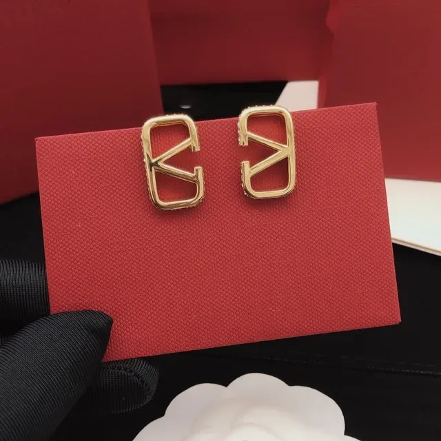 Valentino VLogo أقراط ذهبي أسود إطار مفتوح هندسي حافة Pavé 6