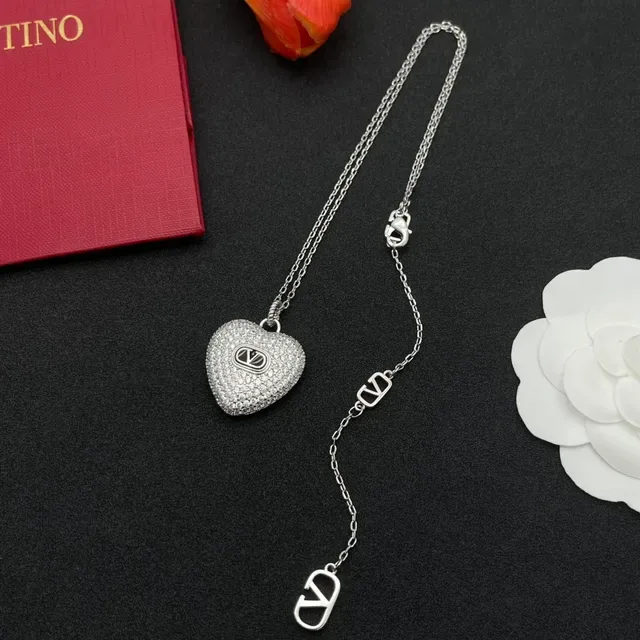 Collier pendentif Cœur VLogo Pavé Valentino 6