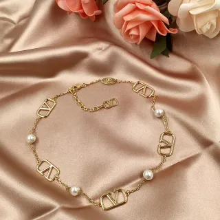 Valentino VLogo Pearl Necklace Gold White Chain Open Motifs Necklace