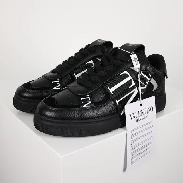 Valentino VLTN Tênis Lifestyle de Couro Preto Texturizado 2