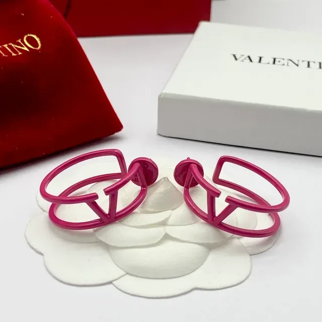 Valentino VLTN Boucles d'Oreilles Créoles Ouvertes Logo Intégré Rose Rouge 5